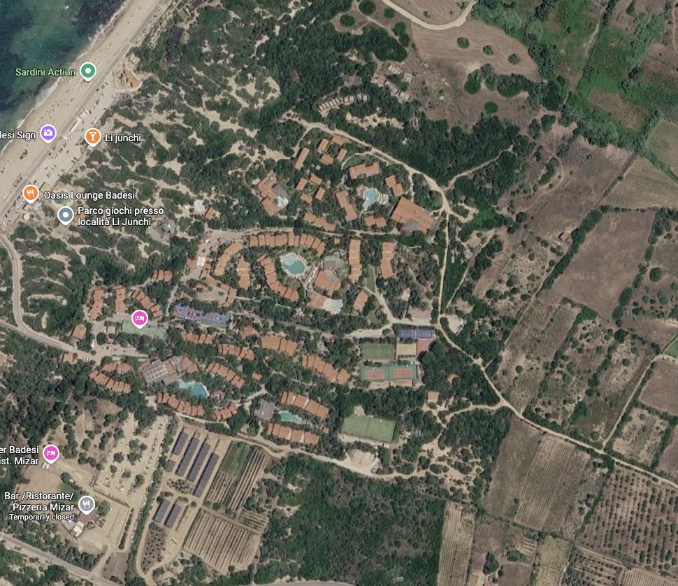 Resort Le Dune from above
